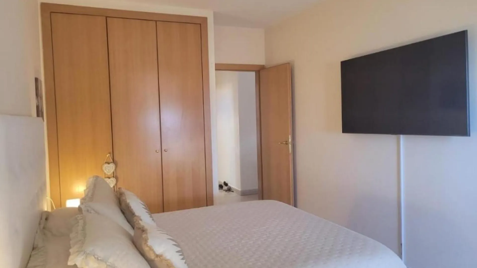 Grand View Apartment Адехе 0*,