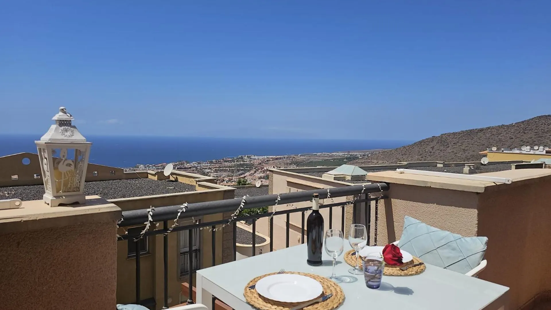 Grand View Apartment Адехе
