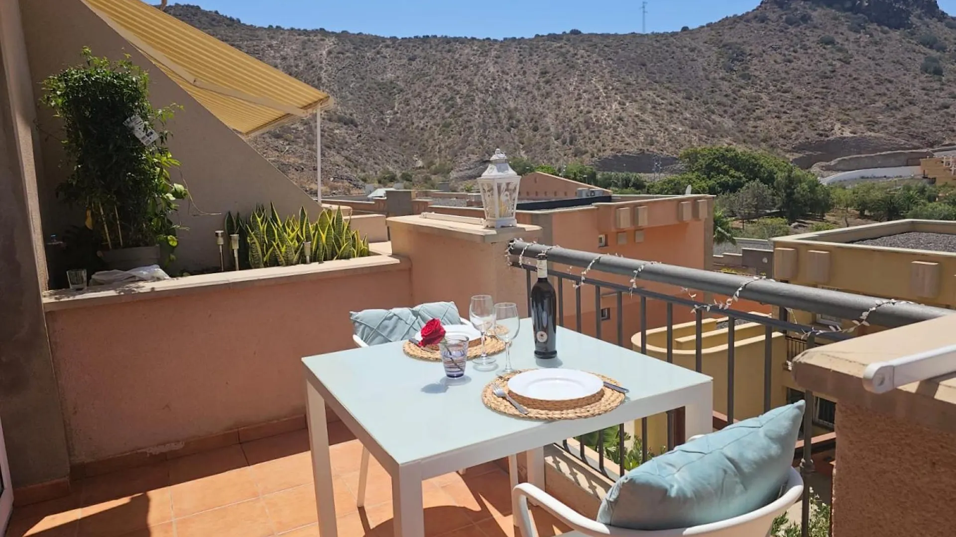 Grand View Apartment Адехе